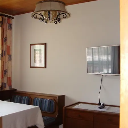 Klubhaus Des Eisenbahnersportvereines Apartment