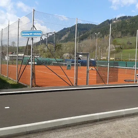 Klubhaus Des Eisenbahnersportvereines Schladming